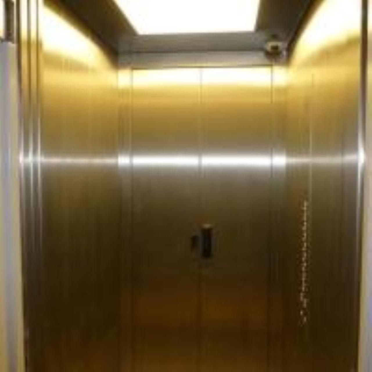 68 Qm # Fuer Alles & Fuer Jeden # City # Etage 4 # Aufzug # Hochhaus بوروسيا مونشنغلادباخ المظهر الخارجي الصورة